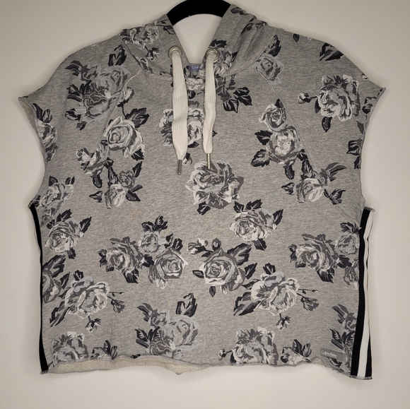 Calvin Klein Tops - Calvin Klein Cropped Top Hoodie flowers with hoody cotton